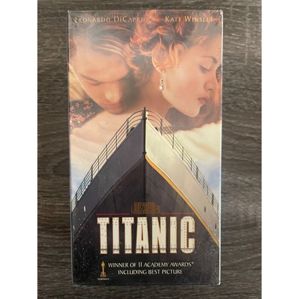 Titanic VHS 2 Tape Set Widescreen Special Edition Movie Completely Seales NWT
